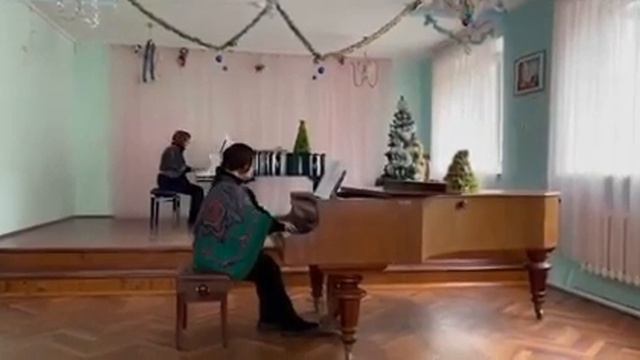 Щедрик аранжування та обробка Т. Шльончик смотреть онлайн