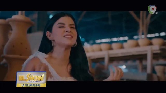 Tania Medina la Cirujana Plástica que canta Bachata смотреть онлайн