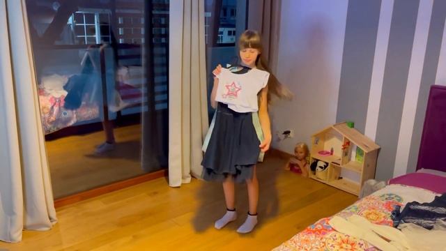 ЧТО НАДЕТЬ НА ДИСКОТЕКУ/ ВЕЧЕРИНКУ / КАКОЕ ВЫБРАТЬ ПЛАТЬЕ ? И ОБУВЬ ? смотреть онлайн