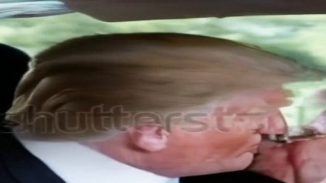 [AI] donald trump hugging obama in the car смотреть онлайн