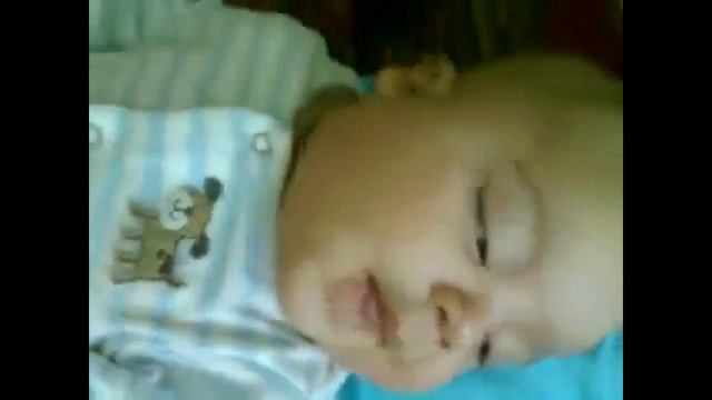 Клип. Первые месяцы жизни Рафаильчика