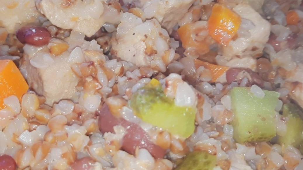 ИНТЕРЕСНАЯ ГРЕЧНЕВАЯ КАША С ОГУРЦАМИ, МЯСОМ И СМЕТАНОЙ. И вкусно и ПП. ЕШЬ И ХУДЕЙ! смотреть онлайн