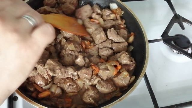 Очень вкусный и нежный паштет из говяжьей печени с овощами и шампиньонами! смотреть онлайн