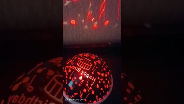 Музыкальный вращающийся ночник-проектор звездного неба смотреть онлайн