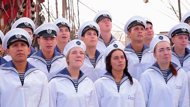 Кричалка с барка "Седов" перед регатой смотреть онлайн