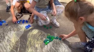 Мастер-класс по изготовлению панно из пластиковых пробок. Акция «Пробка в коробку» в детском саду