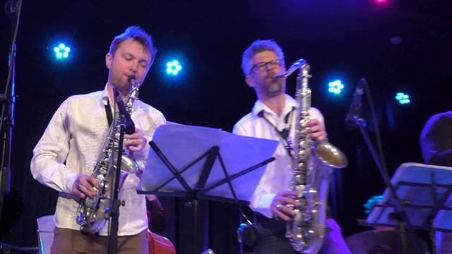 Luca Sisera Roofer - Piece №2 @ Еврейский культурный центр на Никитской 12.03.2017 смотреть онлайн
