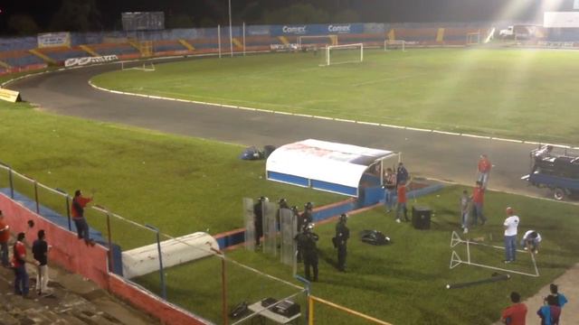 Abucheos para el técnico Jaime de la Pava смотреть онлайн
