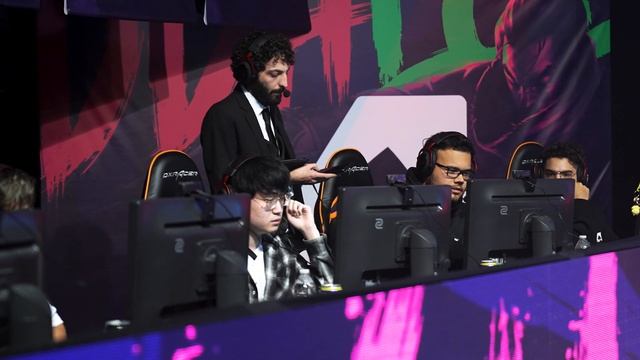 POR FIN CAMPEONAMOS!! | All In: Una historia de campeones - League of Legends смотреть онлайн