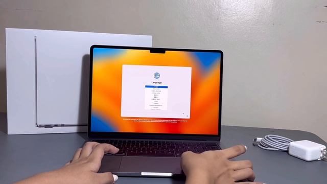 M2 Macbook Air Space Grey [unboxing]