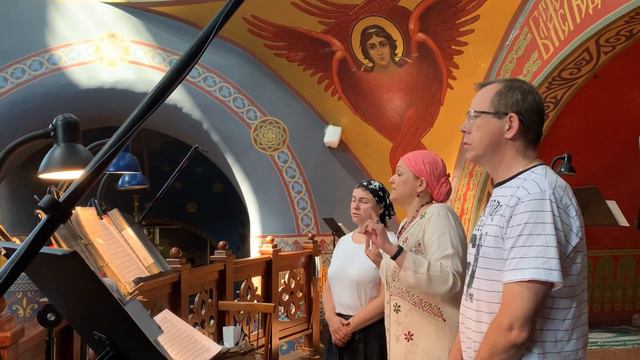 «Приидите, поклонимся» Иерей Сергий Уваров смотреть онлайн