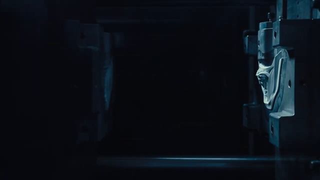 Входящий Odissea| Мастерство изготовления кроссовок Odissea | Versace