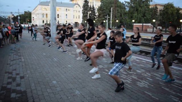 Батл на станции Воронеж! Прялица - Гран Па. смотреть онлайн