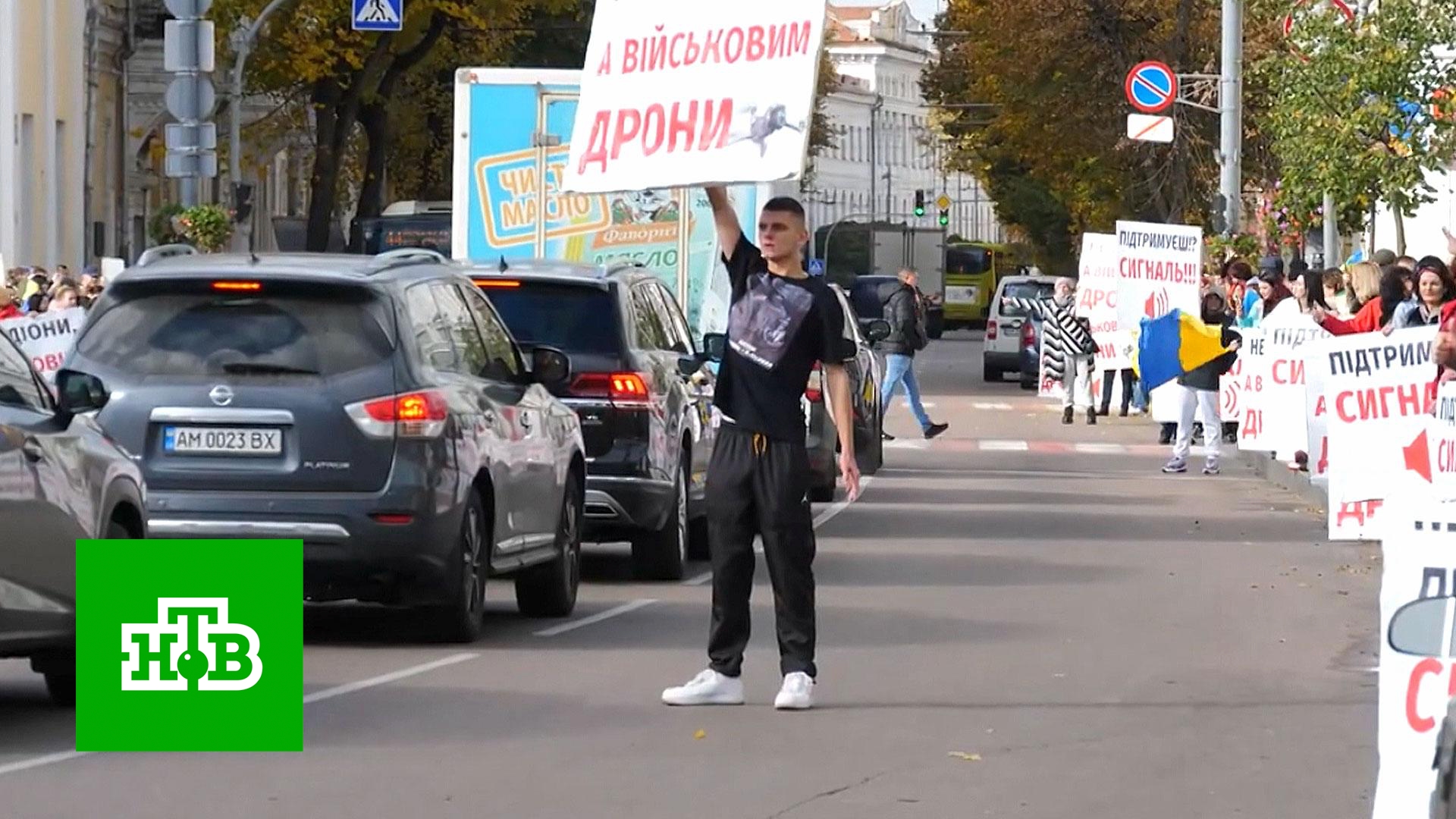 Отошедшую на второй план Украину ждет голод и гражданская война | «Итоги недели» смотреть онлайн