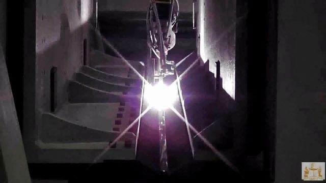 Лазерная резка и сварка боковин двухэтажных вагонов смотреть онлайн