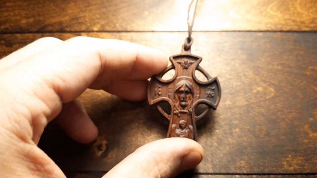 Новгородский крестик из палисандра смотреть онлайн