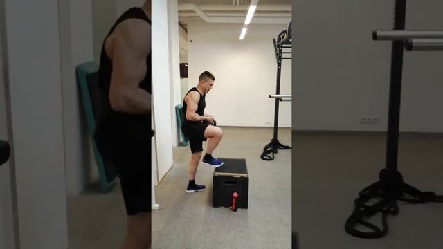 #стритлифтинг#отжиманиянабрусьях 48 кг отжимания на брусьях! Мой новый скромный рекорд! смотреть онлайн