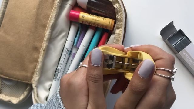 what's in my pencil case 2021 смотреть онлайн