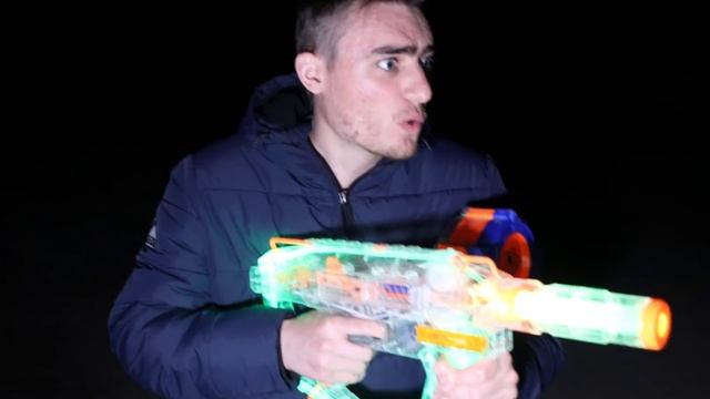Real Life GRAB PACK FROM POPPY PLAYTIME (IT ACTUALLY WORKS!!!) смотреть онлайн