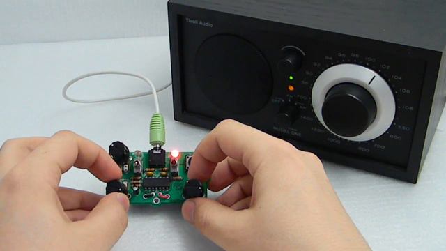 Atari Punk Console (APC): демонстрация смотреть онлайн