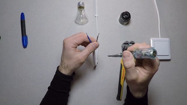 Как подключить патрон для лампочки. Полный разбор. Замена старого патрона. смотреть онлайн