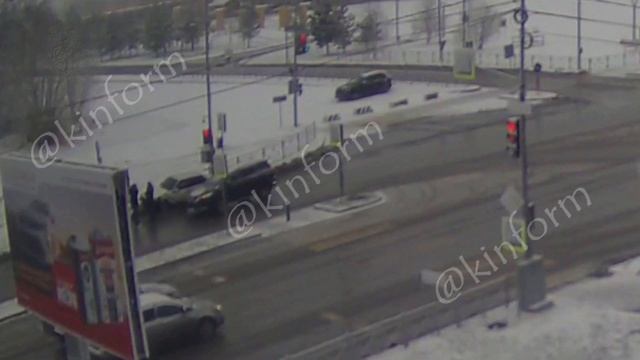 Утром в воскресенье врезались на Университетской в Сургуте смотреть онлайн