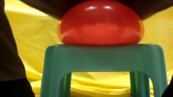 Triple Red Balloon Sit to Pop