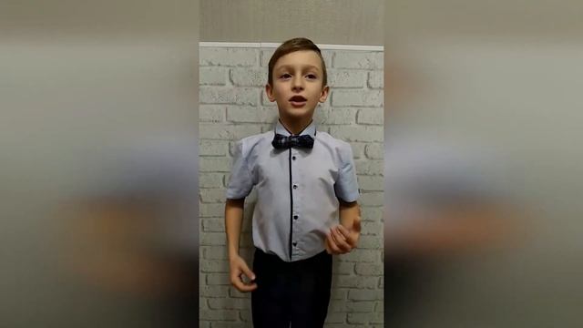 Страна читающая — Кузнецов Дмитрий читает произведение «Чародейкою зимою...» Ф. И. Тютчева смотреть онлайн