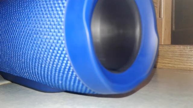 Еще один лютый Bass Test! jbl charge 3 смотреть онлайн