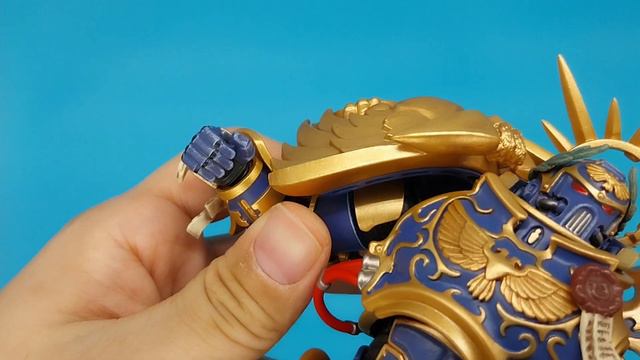 JoyToy Warhammer 40K Ultramarines Primarch Roboute Guilliman Action Figure Unboxing & Review
