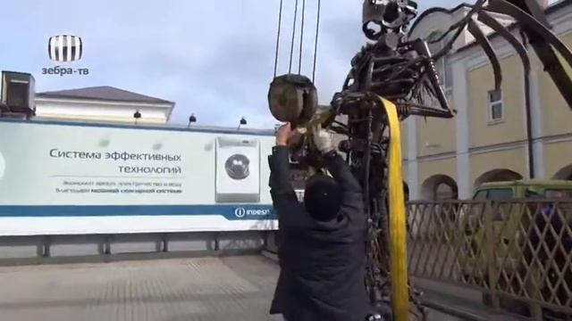От российских законов даже ангелы взмывают в небо смотреть онлайн