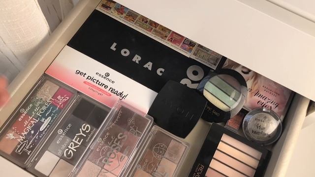 ОРГАНИЗАЦИЯ И ХРАНЕНИЕ КОСМЕТИКИ??/МОЙ ТУАЛЕТНЫЙ СТОЛИК? смотреть онлайн