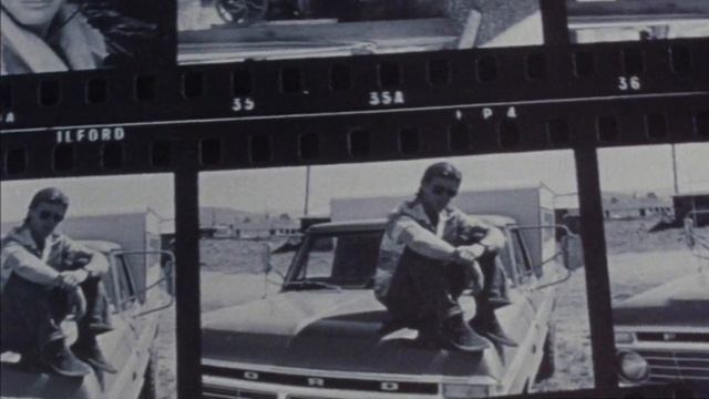 Jan-Michael Vincent - Life In Monochrome смотреть онлайн