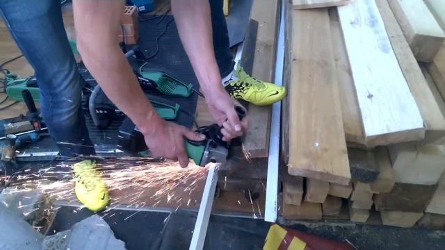 Аккумуляторная УШМ Hitachi G18DSL смотреть онлайн