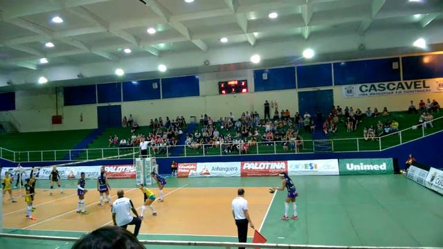 PAULA PEQUENO EM CASCAVEL/PR DESAFIO DE VÔLEI FEMININO смотреть онлайн