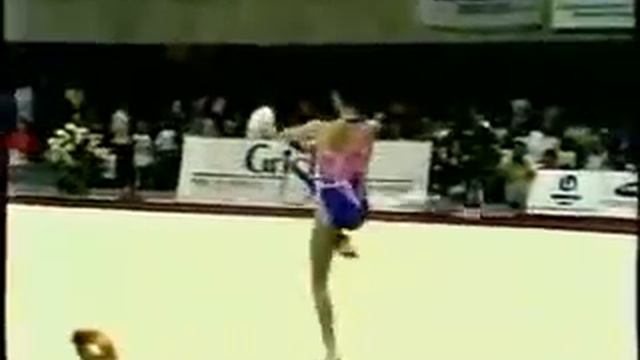 Алина Кабаева обруч,юн игр 98г смотреть онлайн
