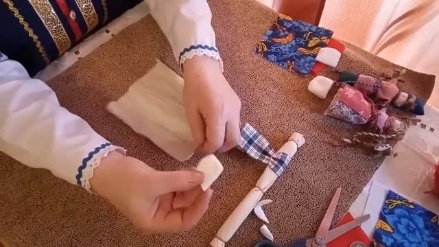 Мастер-класс по изготовлению семейного оберега "Неразлучники" Новоникольский сельский Дом культуры смотреть онлайн
