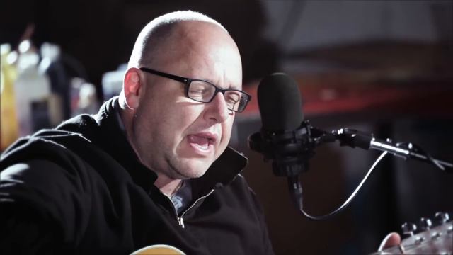 Frank Black Performs 