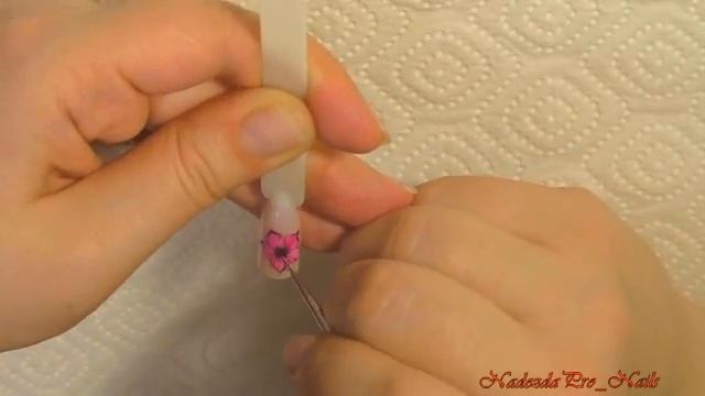 Простой и красивый дизайн ногтей. Рисуем цветы смотреть онлайн