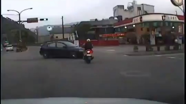 Авария -снята видеорегистратором.