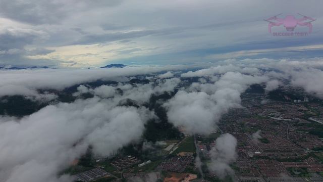 Ipoh Perak Clouds - VLLO n Realme Narzo 20 Pro - Hubsan Zino Mini Pro смотреть онлайн