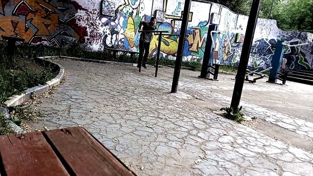 Эффективная отжиманий на брусьях 100 раз ! рузи 7 смотреть онлайн