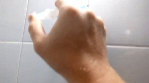 бухтит плитка (кафель) ремонт особенности надеваем маску