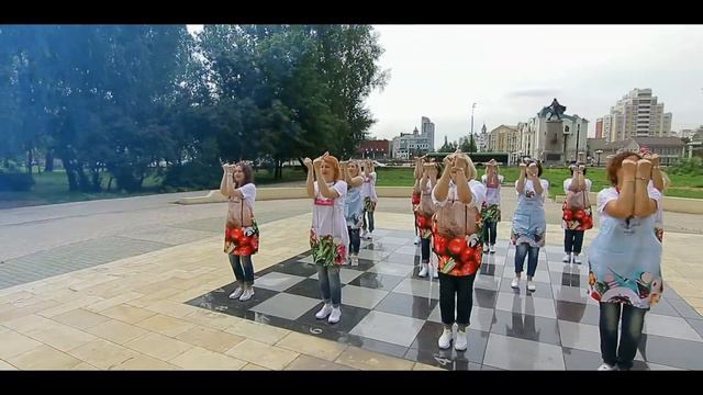 "Да я мать, и я умею танцевать!" Гимназия №69 г. Липецк смотреть онлайн