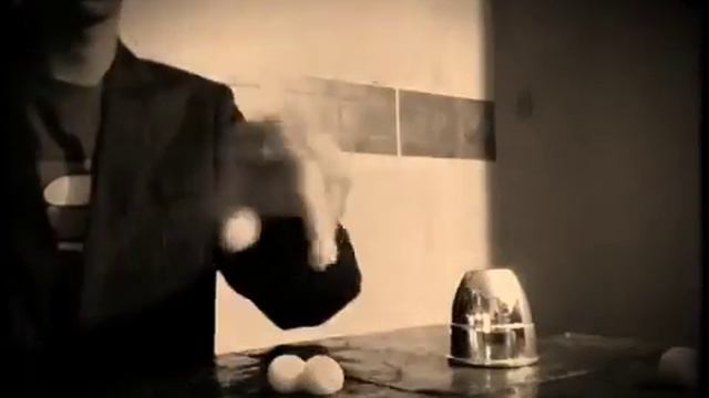 Magic ( disappearing balls) great trick смотреть онлайн