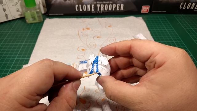 Building Bandai's 501st Clone Trooper смотреть онлайн