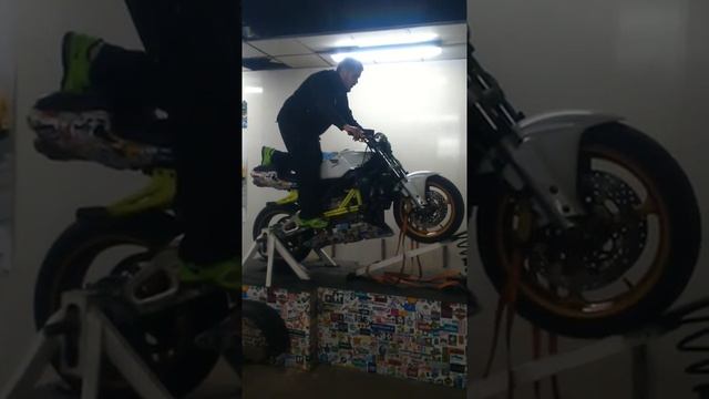 Вилли Машина смотреть онлайн