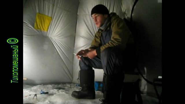 Зимняя ловля леща. Открытие сезона 2010-11. Полное ZERO )) смотреть онлайн