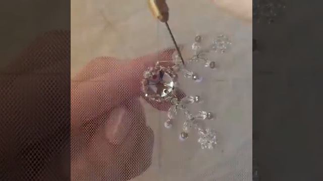 Вышивка "Снежинка" люневильским крючком/Embroidery "snowflake" Luneville crochet смотреть онлайн