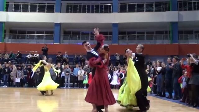 Чемпионат Молодежь Стандарт Квикстеп смотреть онлайн